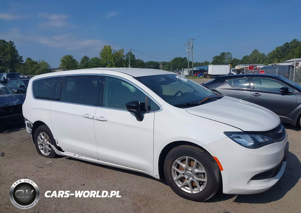 2024 Chrysler Voyager Lx VIN:2C4RC1CG5RR105410 - 14