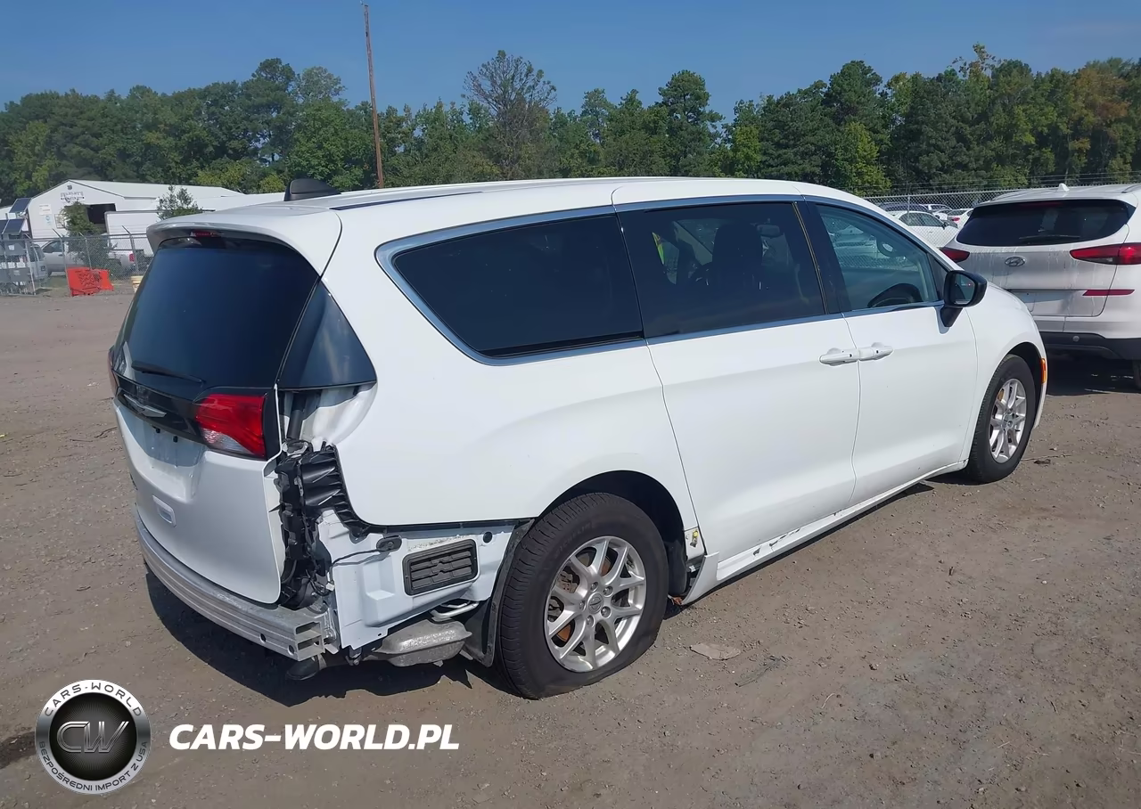 2024 Chrysler Voyager Lx VIN:2C4RC1CG5RR105410 - 4