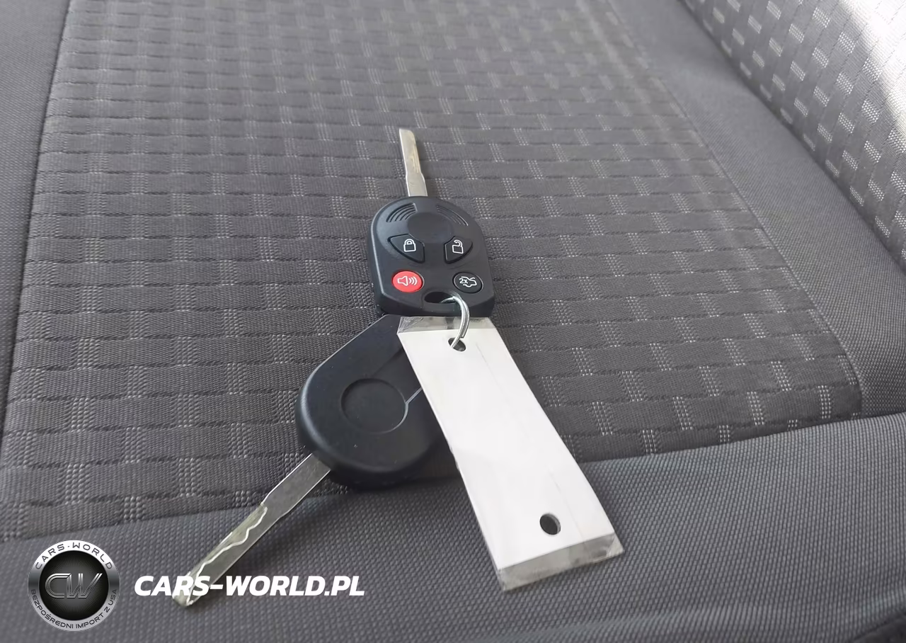 2019 Ford Transit-250 VIN:1FTYR3XM6KKB29032 - 11