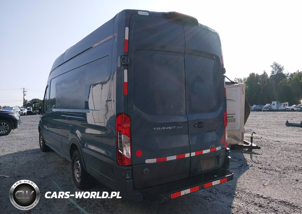 2019 Ford Transit-250 VIN:1FTYR3XM6KKB29032 - 3