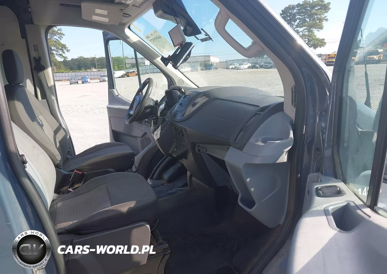 2019 Ford Transit-250 VIN:1FTYR3XM6KKB29032 - 5