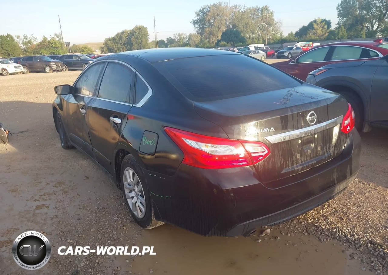 2016 Nissan Altima 2.5 S VIN:1N4AL3AP8GC111810 - 3