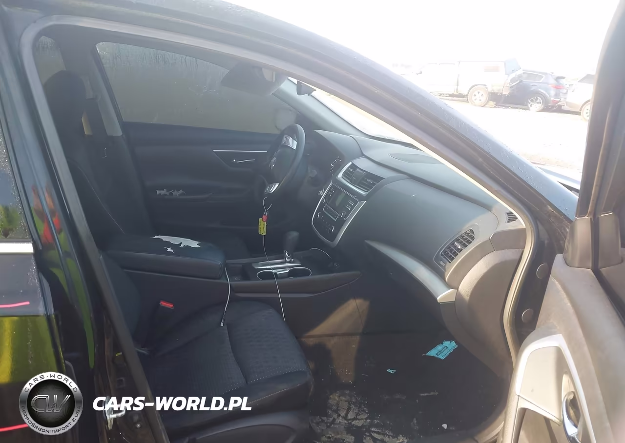 2016 Nissan Altima 2.5 S VIN:1N4AL3AP8GC111810 - 5