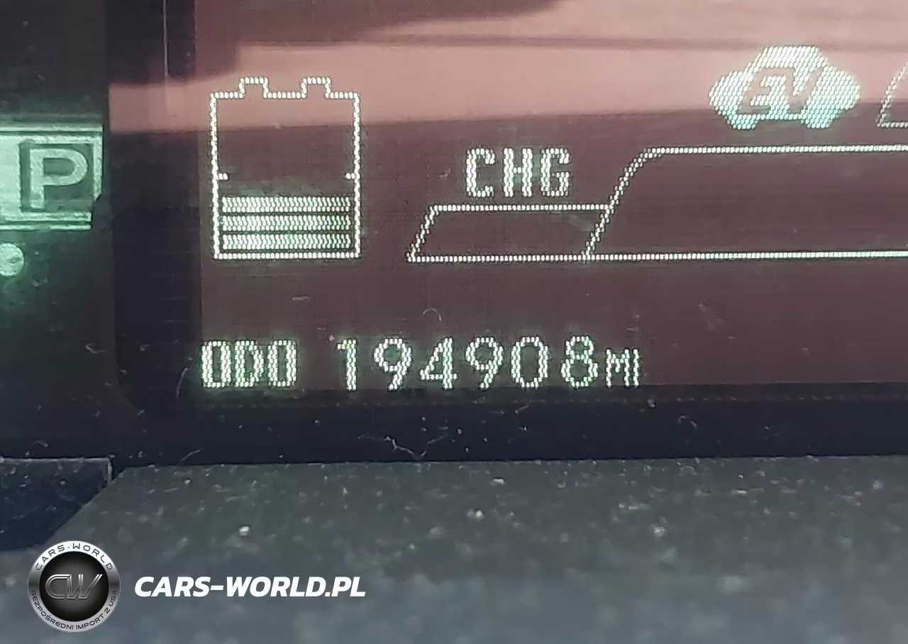 2015 Toyota Prius Two VIN:JTDKN3DU8F0441487 - 15