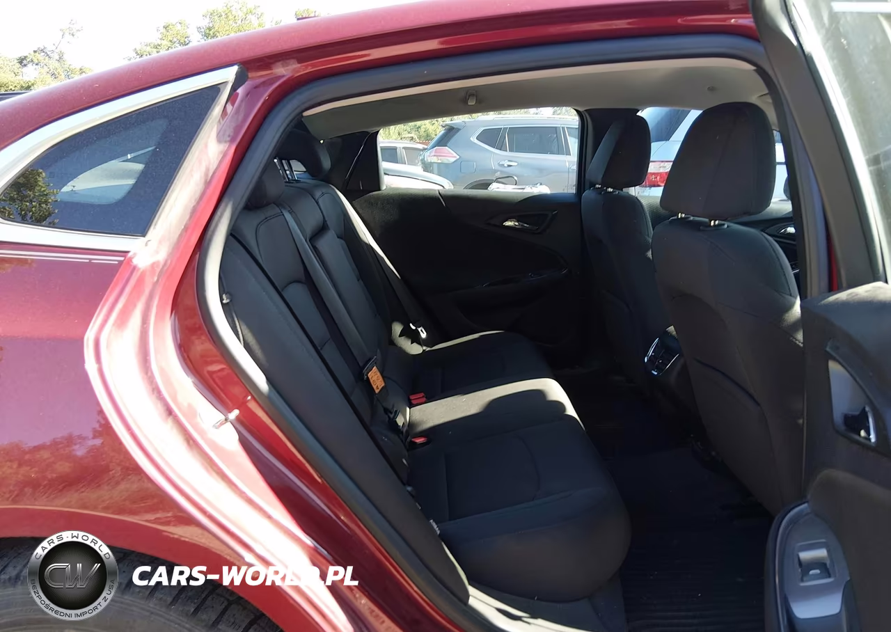 2018 Chevrolet Malibu Lt VIN:1G1ZD5ST1JF111485 - 8