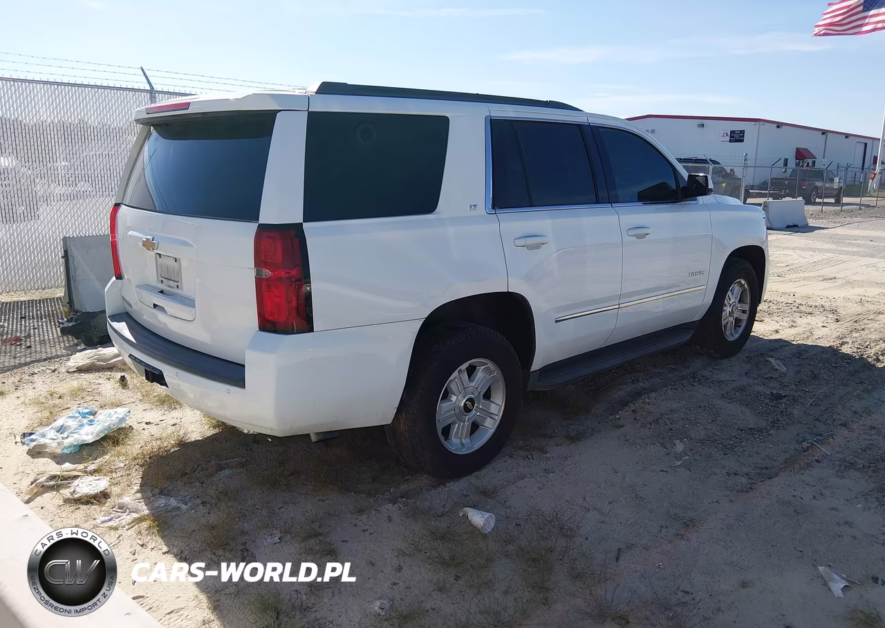 2017 Chevrolet Tahoe Lt VIN:1GNSCBKC3HR322665 - 4