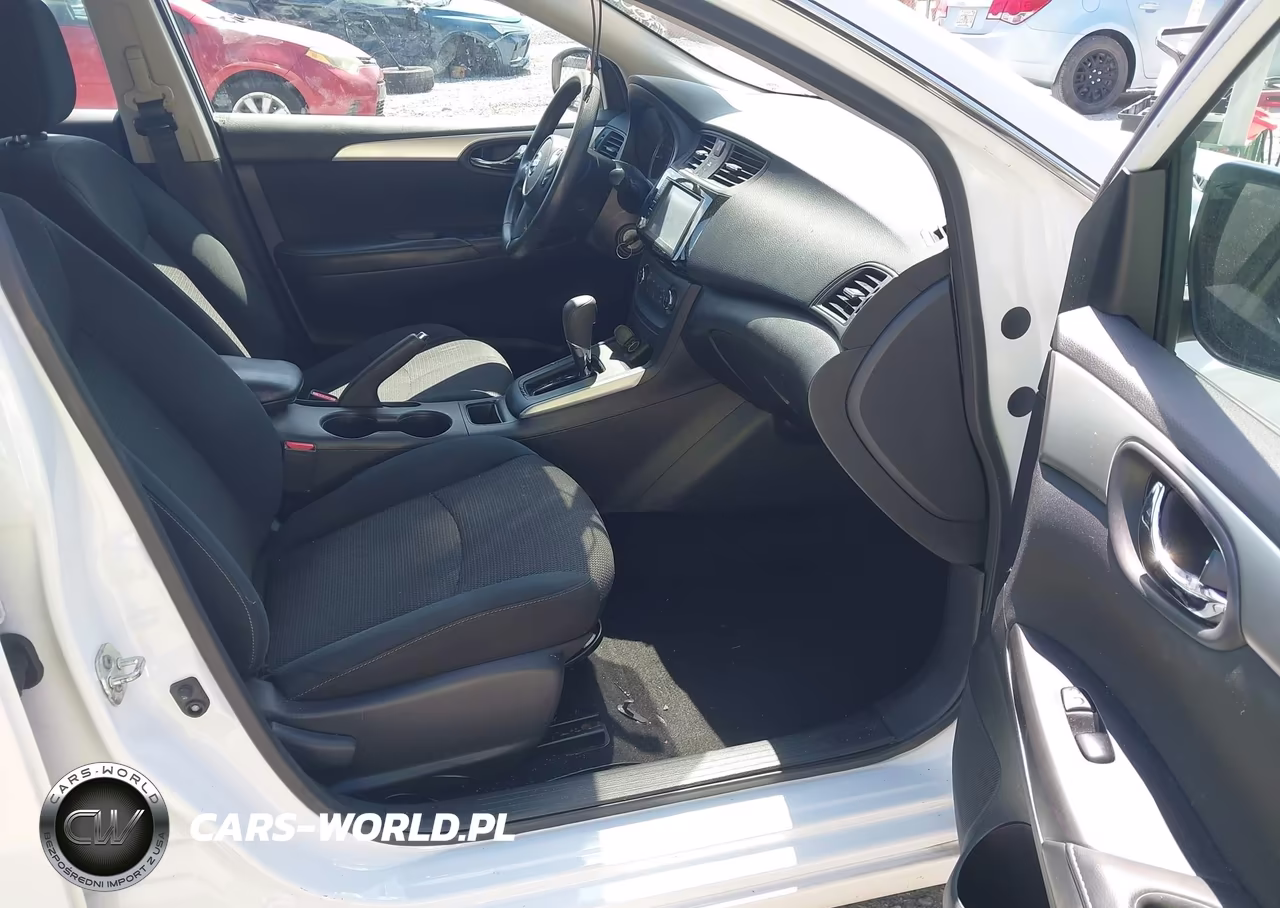 2019 Nissan Sentra S VIN:3N1AB7AP0KY313189 - 5