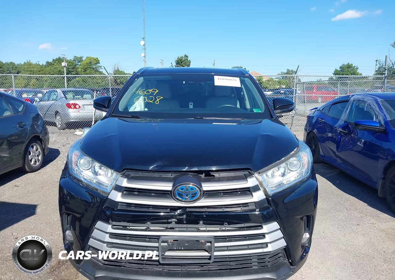 2017 Toyota Highlander Hybrid Xle VIN:5TDJGRFH8HS024735 - 13
