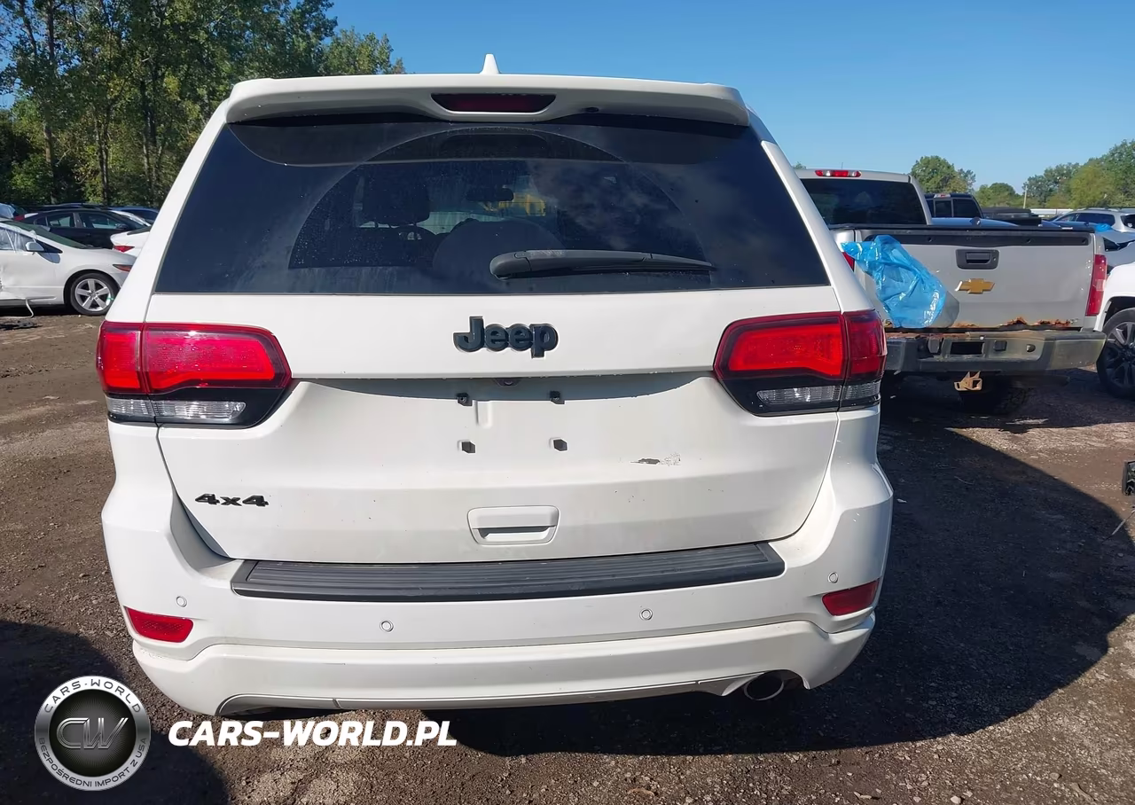 2021 Jeep Grand Cherokee Laredo X 4X4 VIN:1C4RJFAG8MC705670 - 17