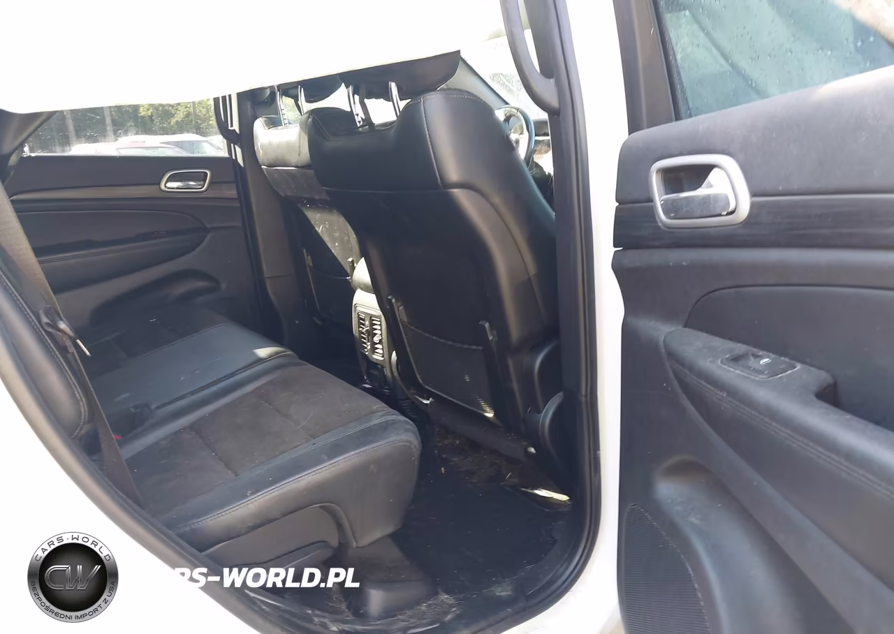 2021 Jeep Grand Cherokee Laredo X 4X4 VIN:1C4RJFAG8MC705670 - 8
