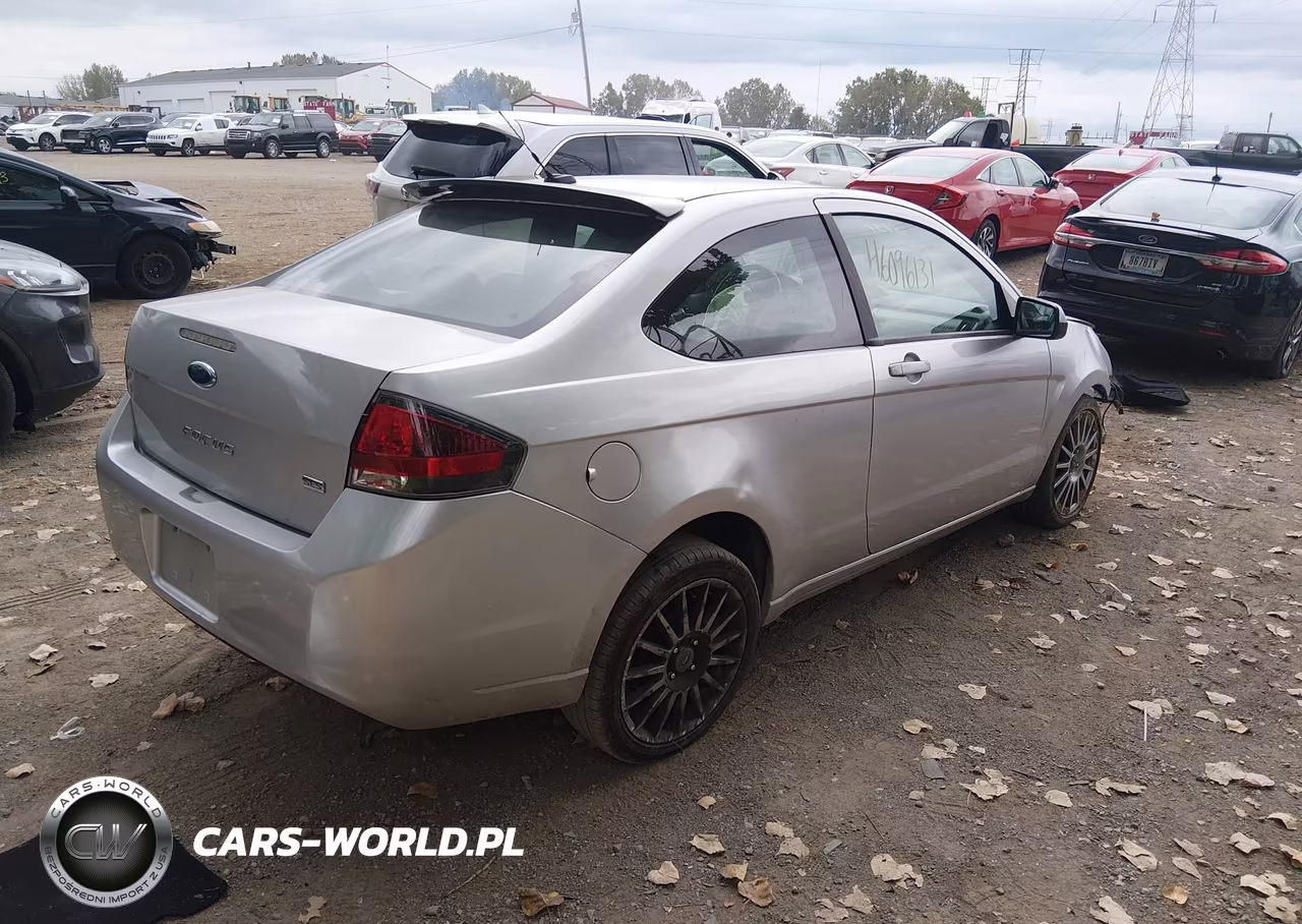 2010 Ford Focus Ses VIN:1FAHP3DN6AW106429 - 4