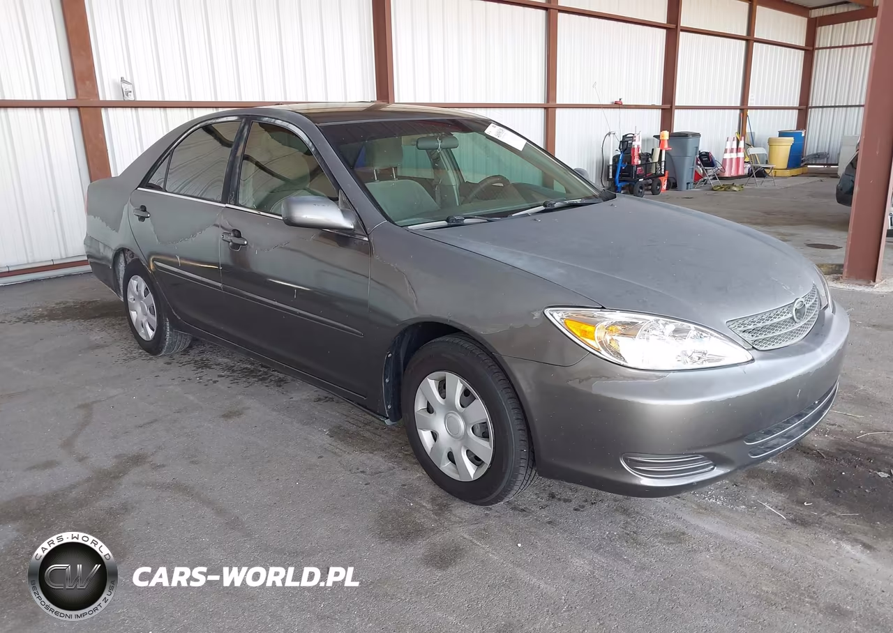 2003 Toyota Camry Le – zdjęcie 1 z 11