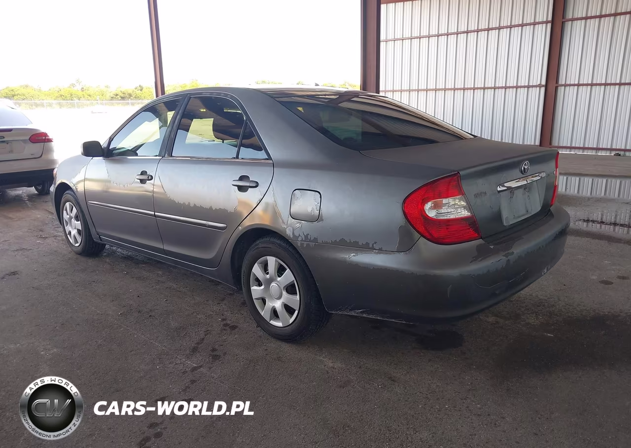 2003 Toyota Camry Le VIN:4T1BE32K13U662253 - 3