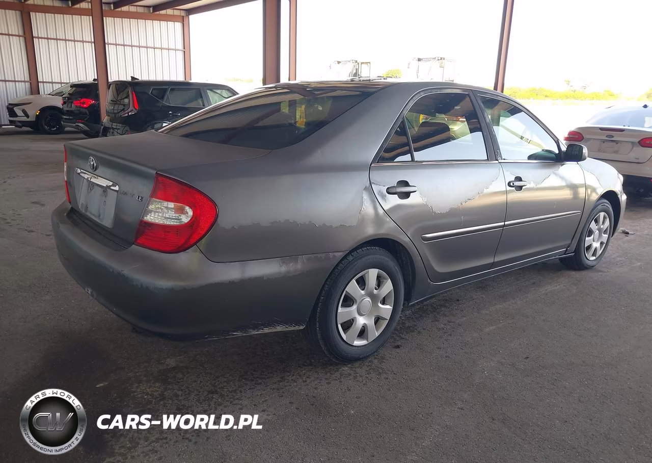 2003 Toyota Camry Le VIN:4T1BE32K13U662253 - 4