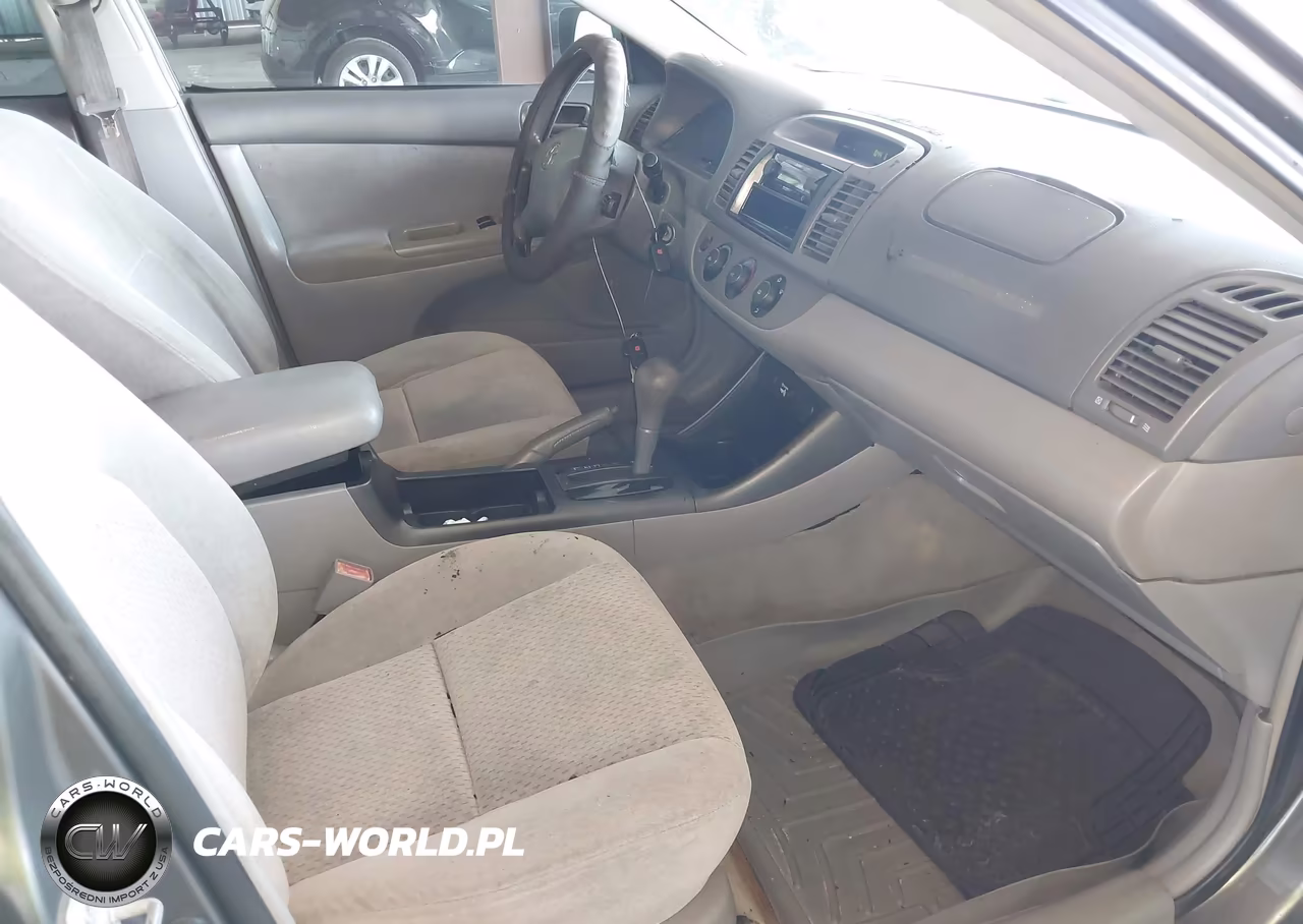 2003 Toyota Camry Le VIN:4T1BE32K13U662253 - 5