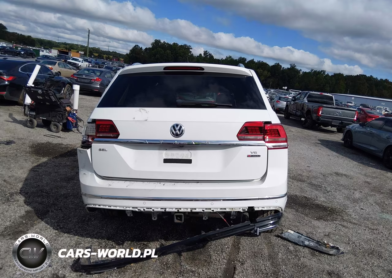 2019 Volkswagen Atlas 3.6L V6 Sel R-Line VIN:1V2RR2CA5KC524659 - 17