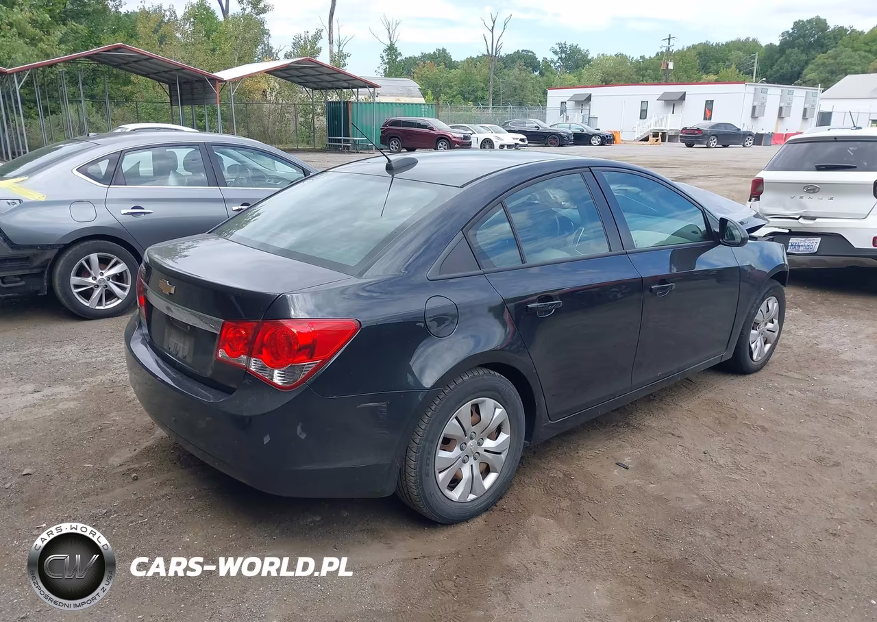 2016 Chevrolet Cruze Limited Ls Auto VIN:1G1PC5SG2G7120809 - 4