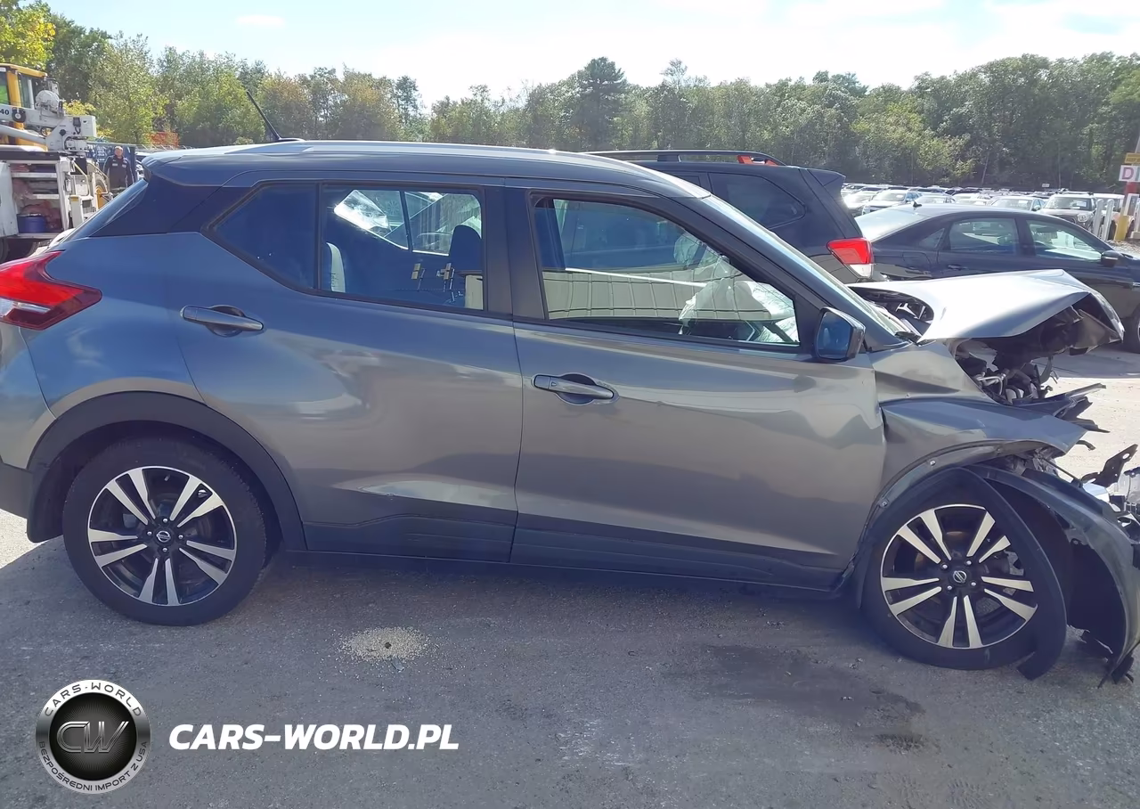 2019 Nissan Kicks Sv VIN:3N1CP5CU9KL512644 - 13
