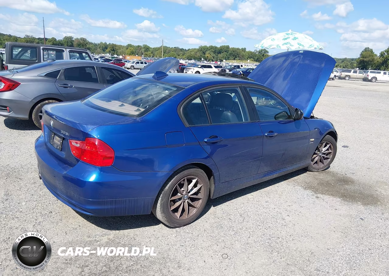 2010 BMW 328I xDrive VIN:WBAPK5C51AA650445 - 4