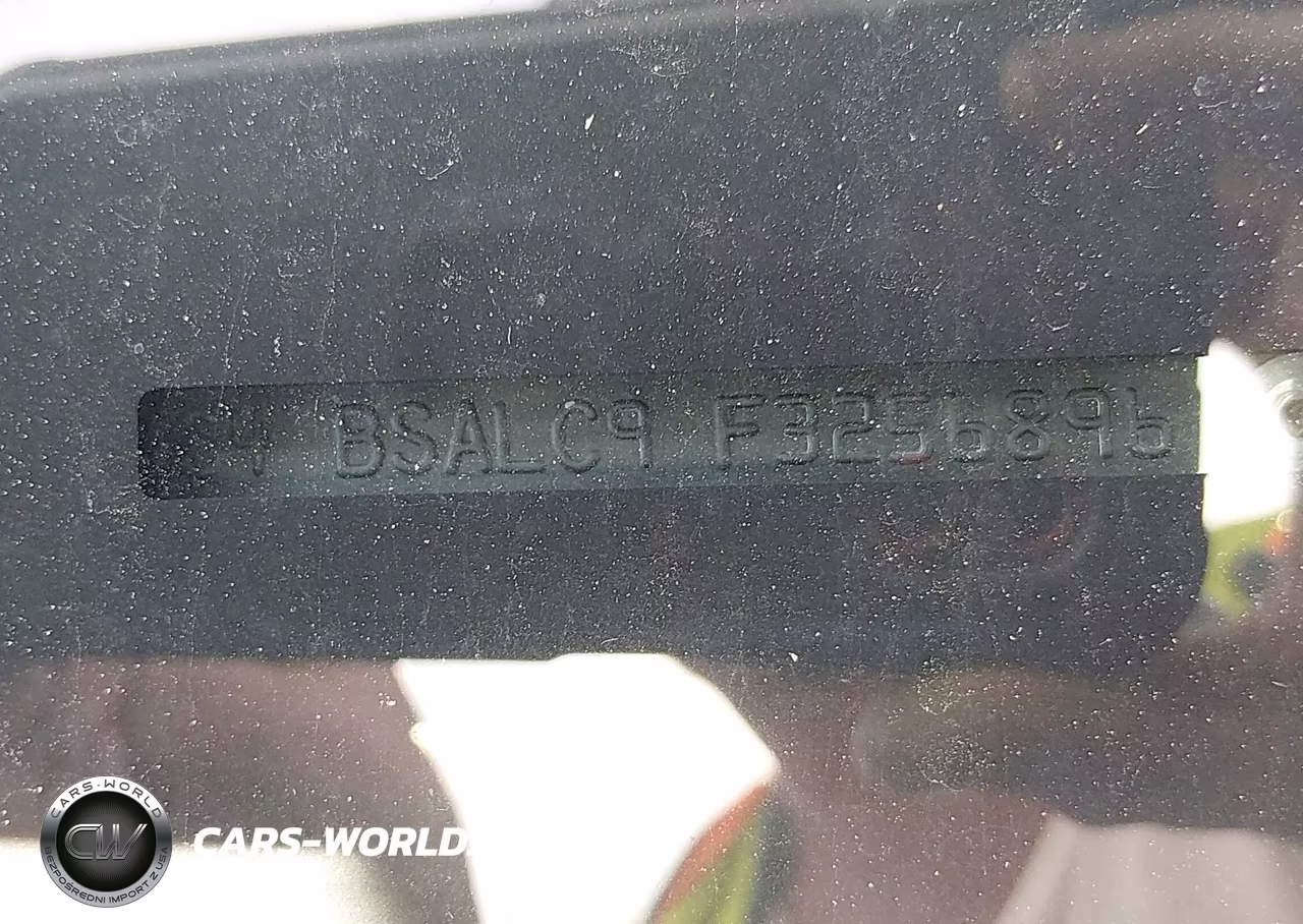 2015 Subaru Outback 2.5I Limited VIN:4S4BSALC9F3256896 - 17