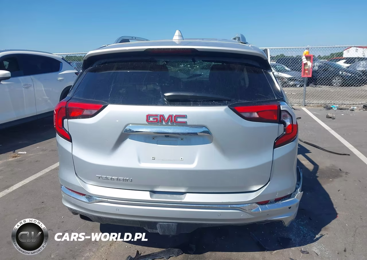 2018 GMC Terrain Denali VIN:3GKALSEX5JL193445 - 17