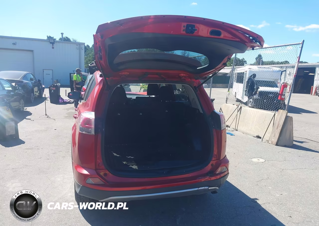 2017 Toyota Rav4 Xle VIN:JTMRFREV3HJ159163 - 18