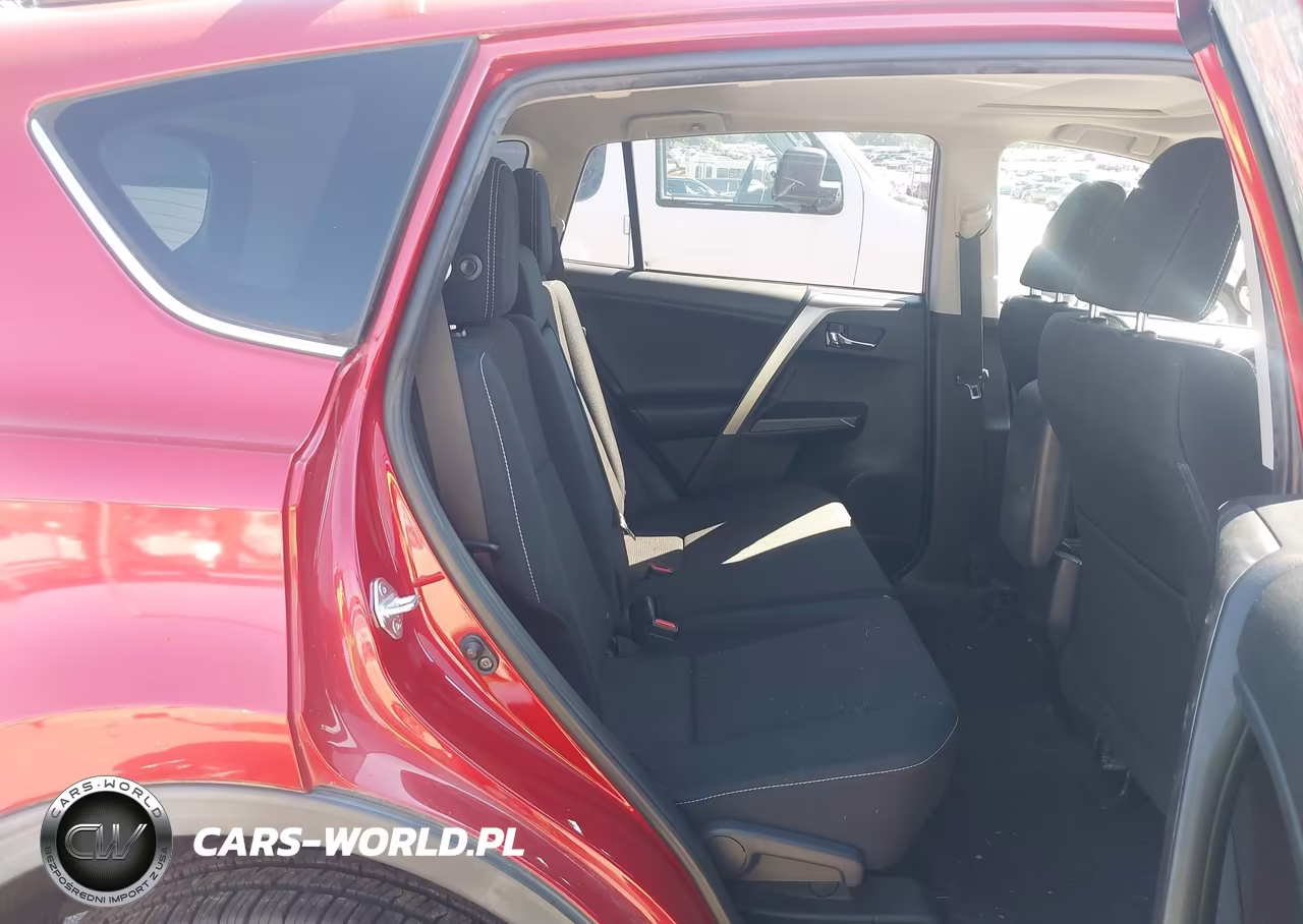 2017 Toyota Rav4 Xle VIN:JTMRFREV3HJ159163 - 8