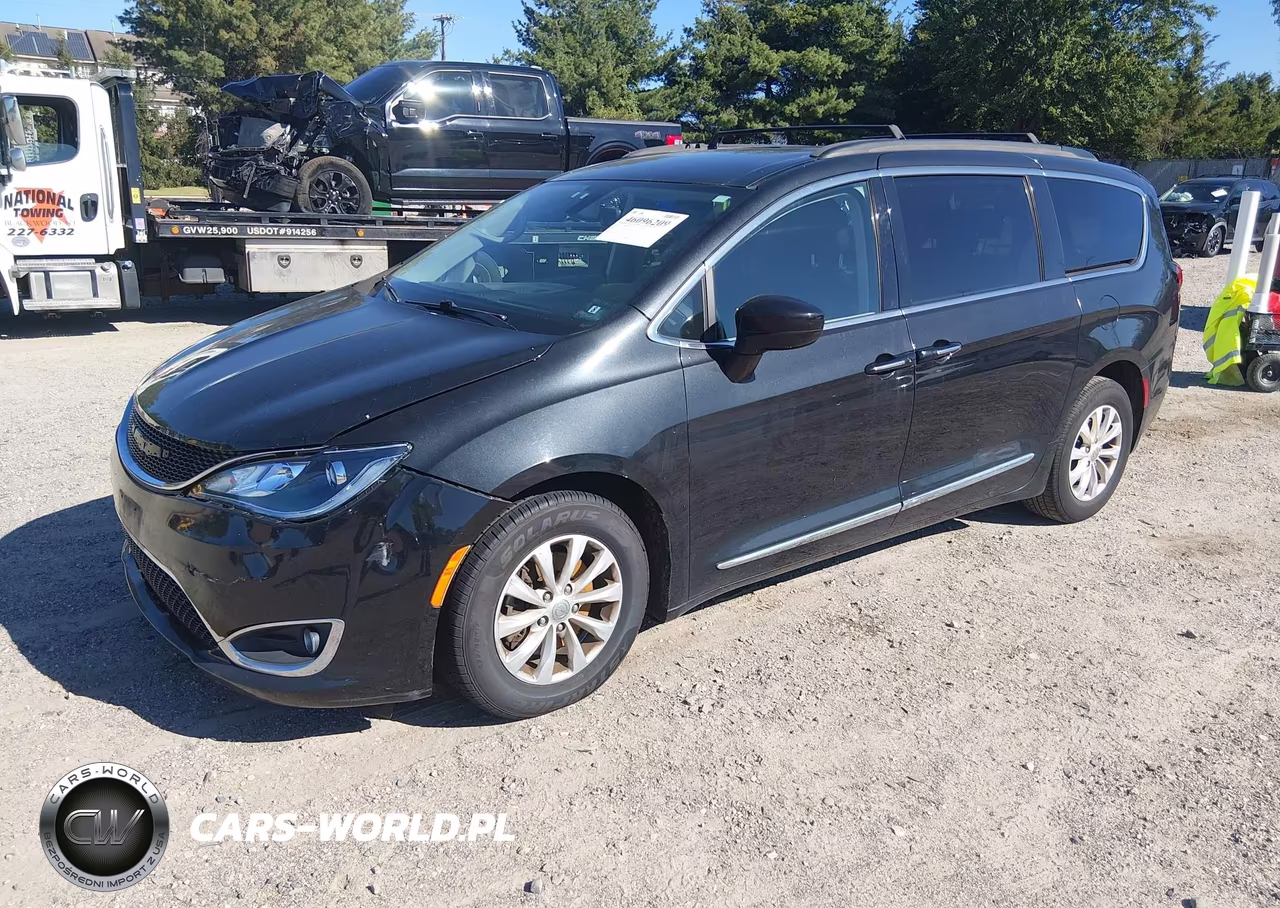 2017 Chrysler Pacifica VIN:2C4RC1BG4HR621693 - 2