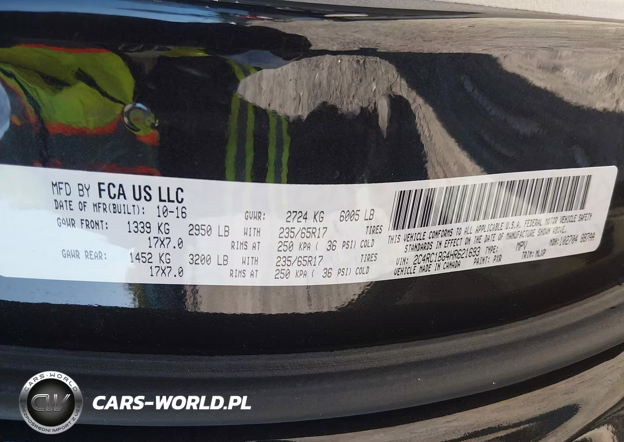 2017 Chrysler Pacifica VIN:2C4RC1BG4HR621693 - 9