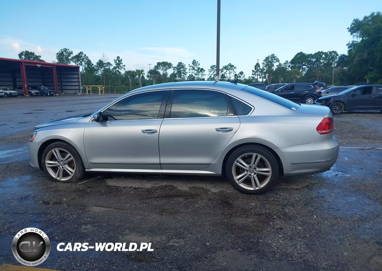 2015 Volkswagen Passat 2.0L Tdi Sel Premium VIN:1VWCV7A31FC003512 - 15