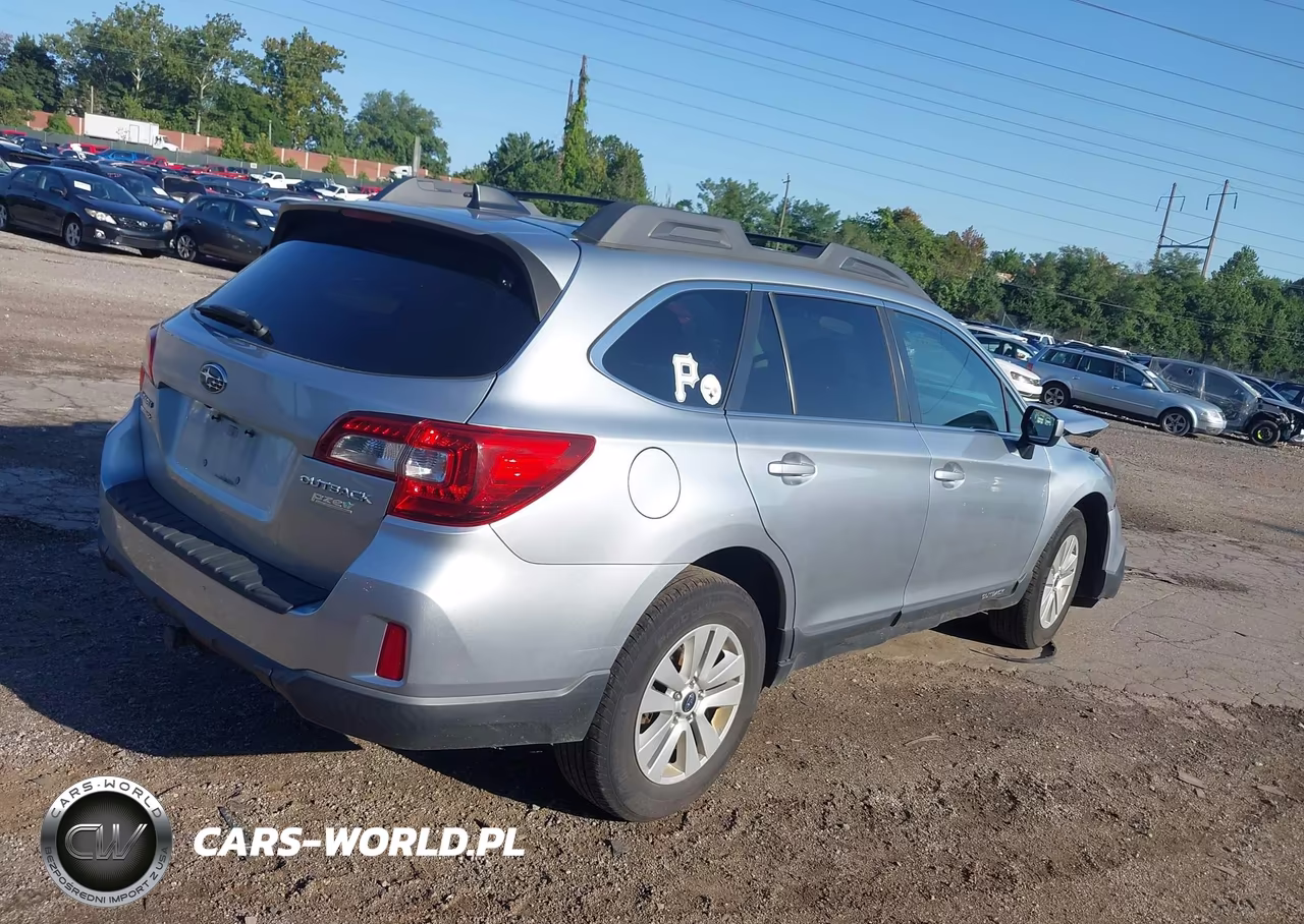2017 Subaru Outback 2.5I Premium VIN:4S4BSACC8H3437720 - 4