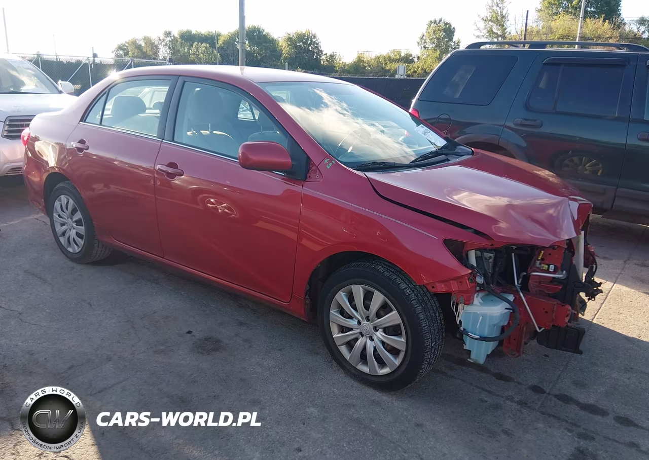 2013 Toyota Corolla Le – zdjęcie 1 z 17