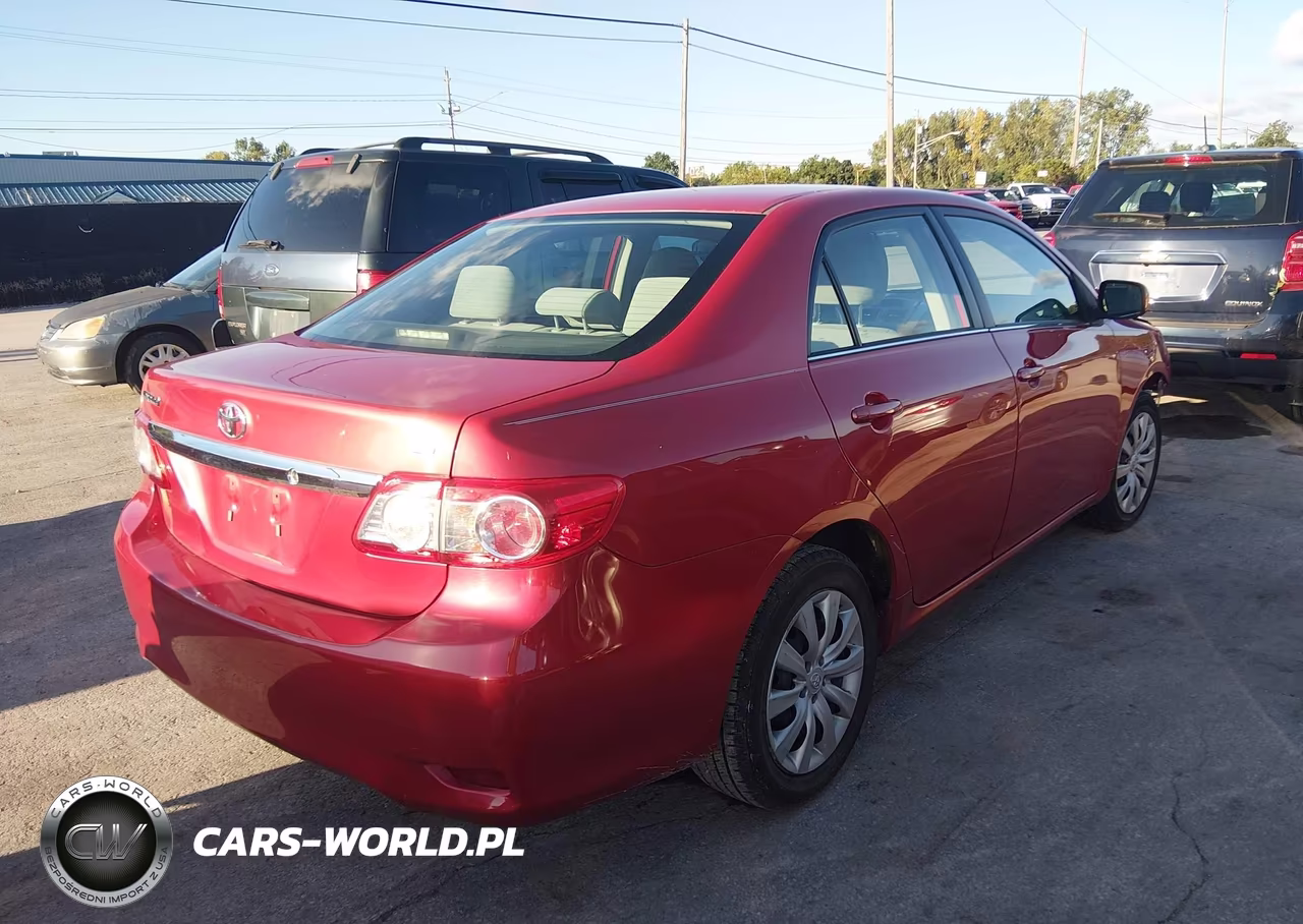 2013 Toyota Corolla Le VIN:2T1BU4EE3DC935081 - 4