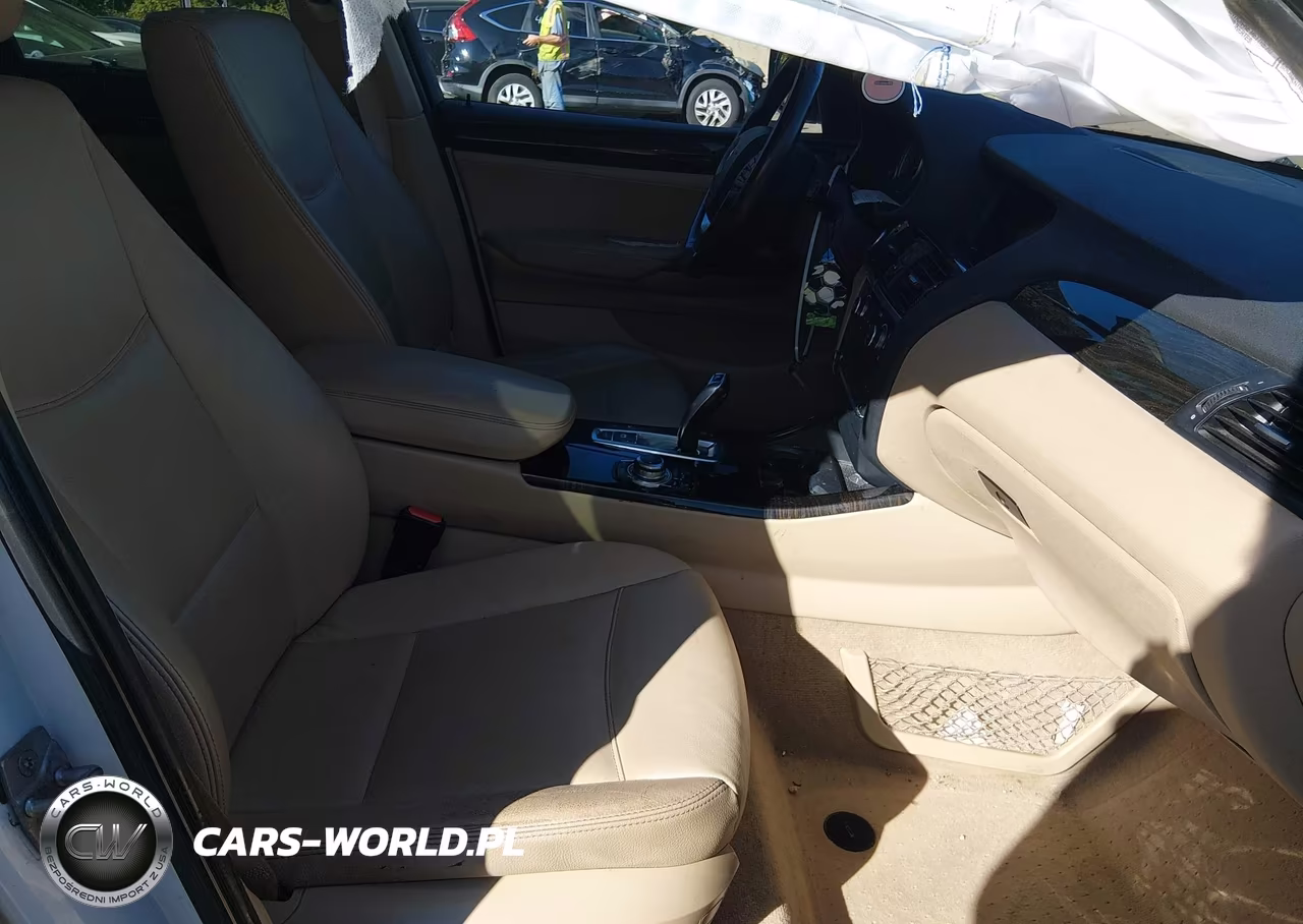 2012 BMW X3 xDrive35I VIN:5UXWX7C5XCL736161 - 5