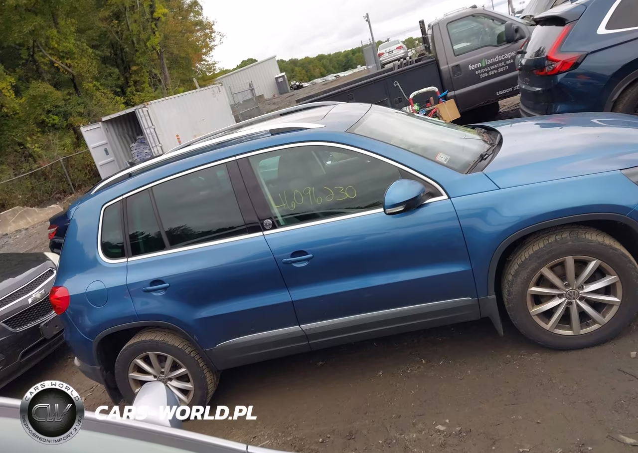2017 Volkswagen Tiguan 2.0T Wolfsburg Edition VIN:WVGSV7AX4HW501668 - 14