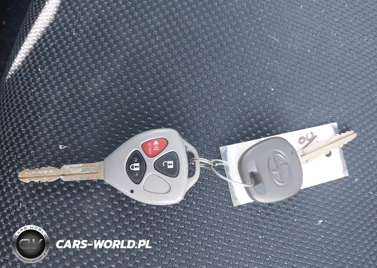 2007 Scion Tc VIN:JTKDE167570145468 - 11