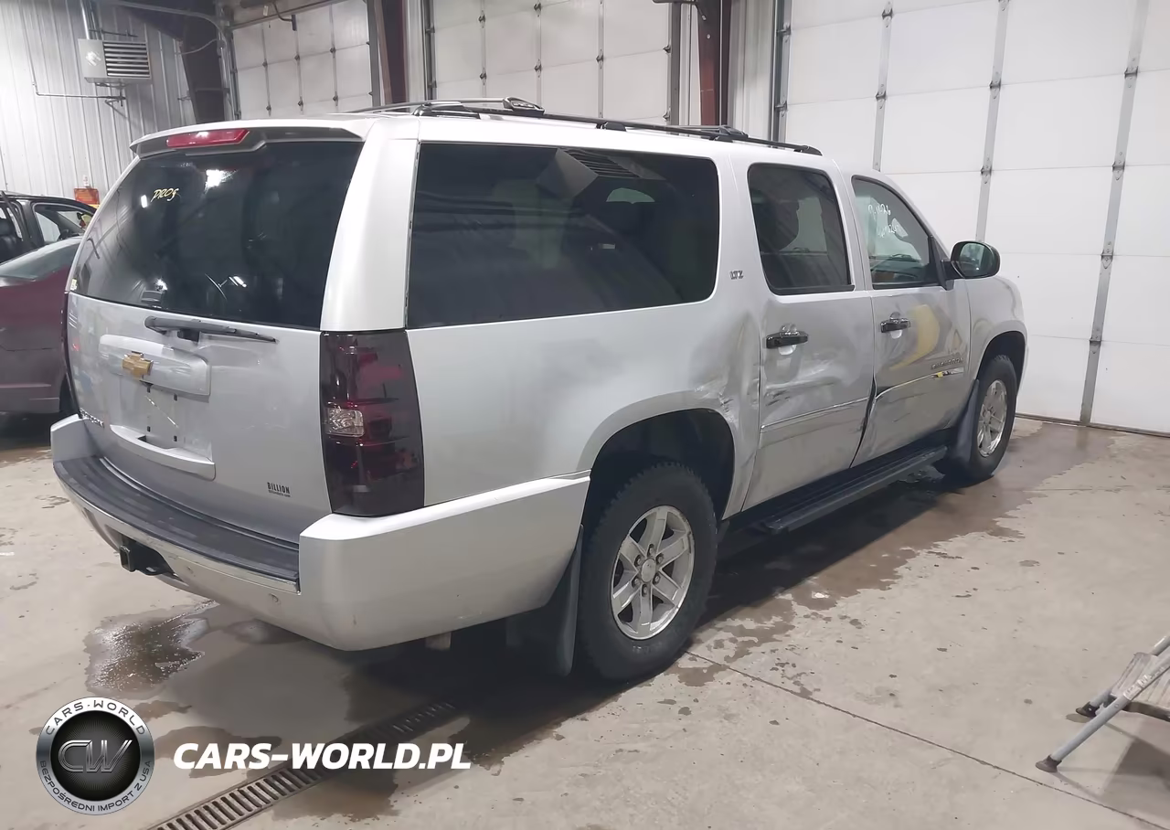 2014 Chevrolet Suburban Ltz VIN:1GNSKKE71ER163335 - 4