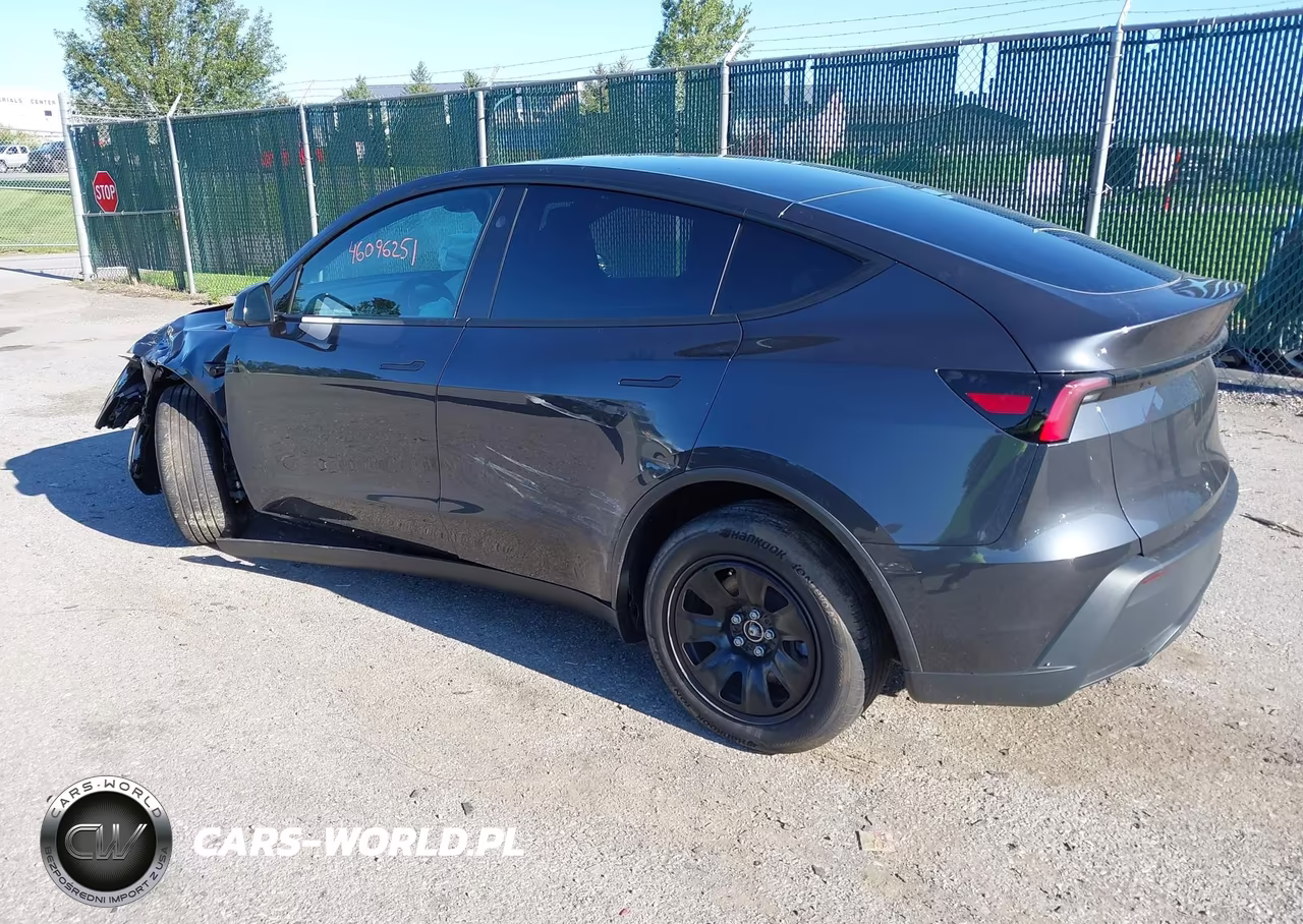 2026 Tesla Model Y Premium Rear-Wheel Drive-Rear-Wheel Drive VIN:7SAYGDED8TF696083 - 3
