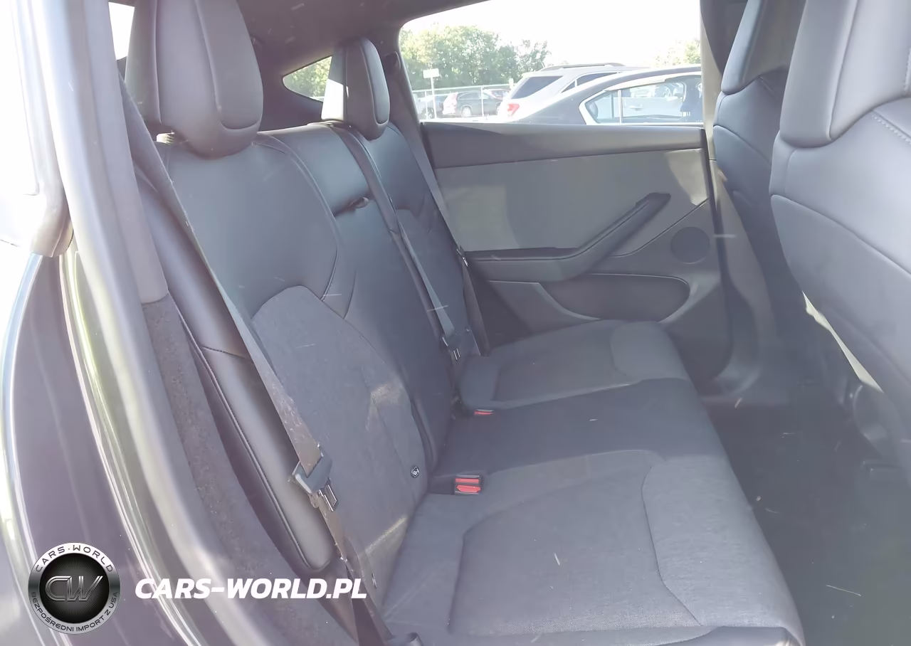 2026 Tesla Model Y Premium Rear-Wheel Drive-Rear-Wheel Drive VIN:7SAYGDED8TF696083 - 8
