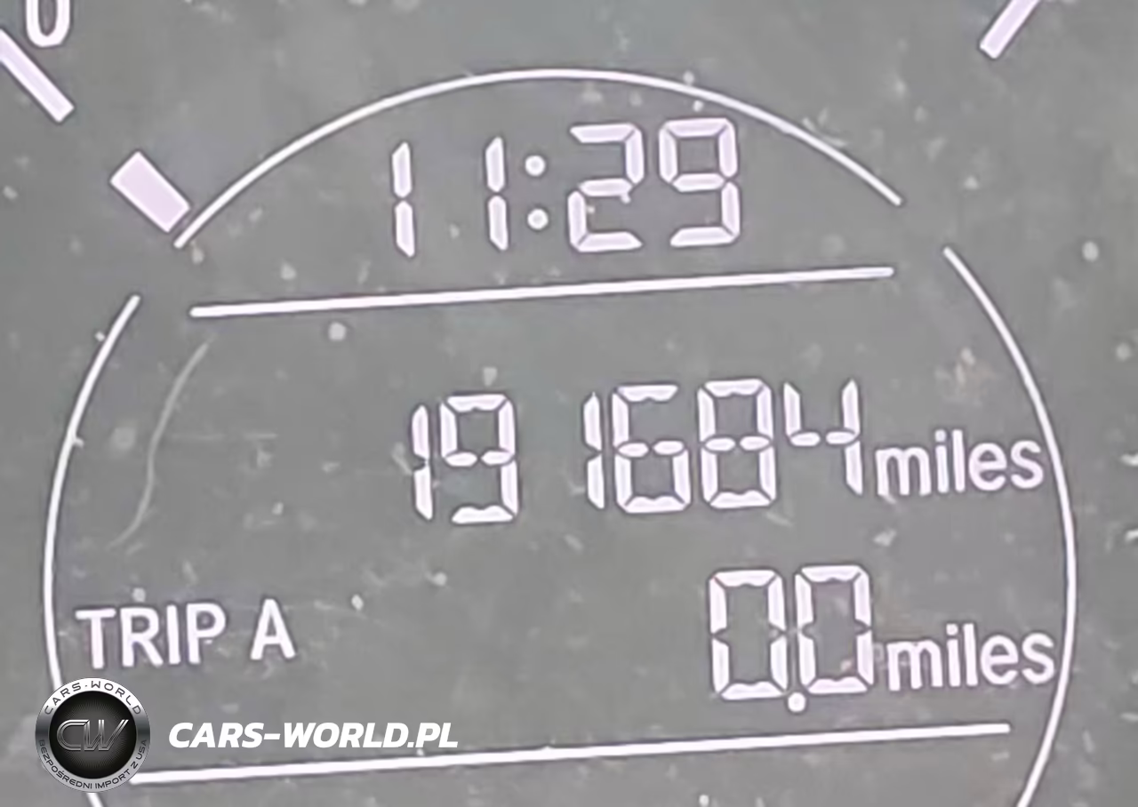2018 Honda Hr-V Lx VIN:3CZRU5H39JM711146 - 15
