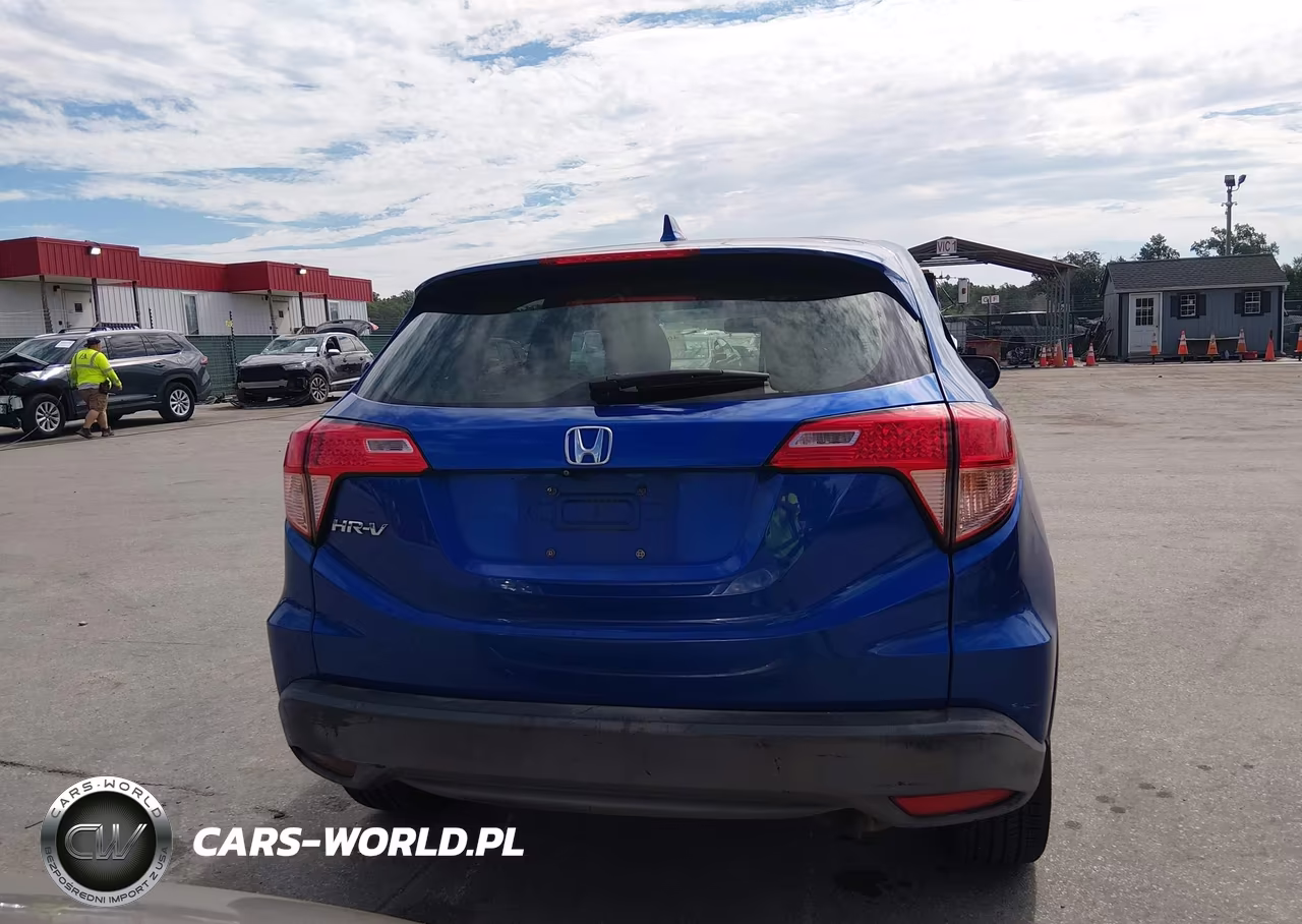 2018 Honda Hr-V Lx VIN:3CZRU5H39JM711146 - 16