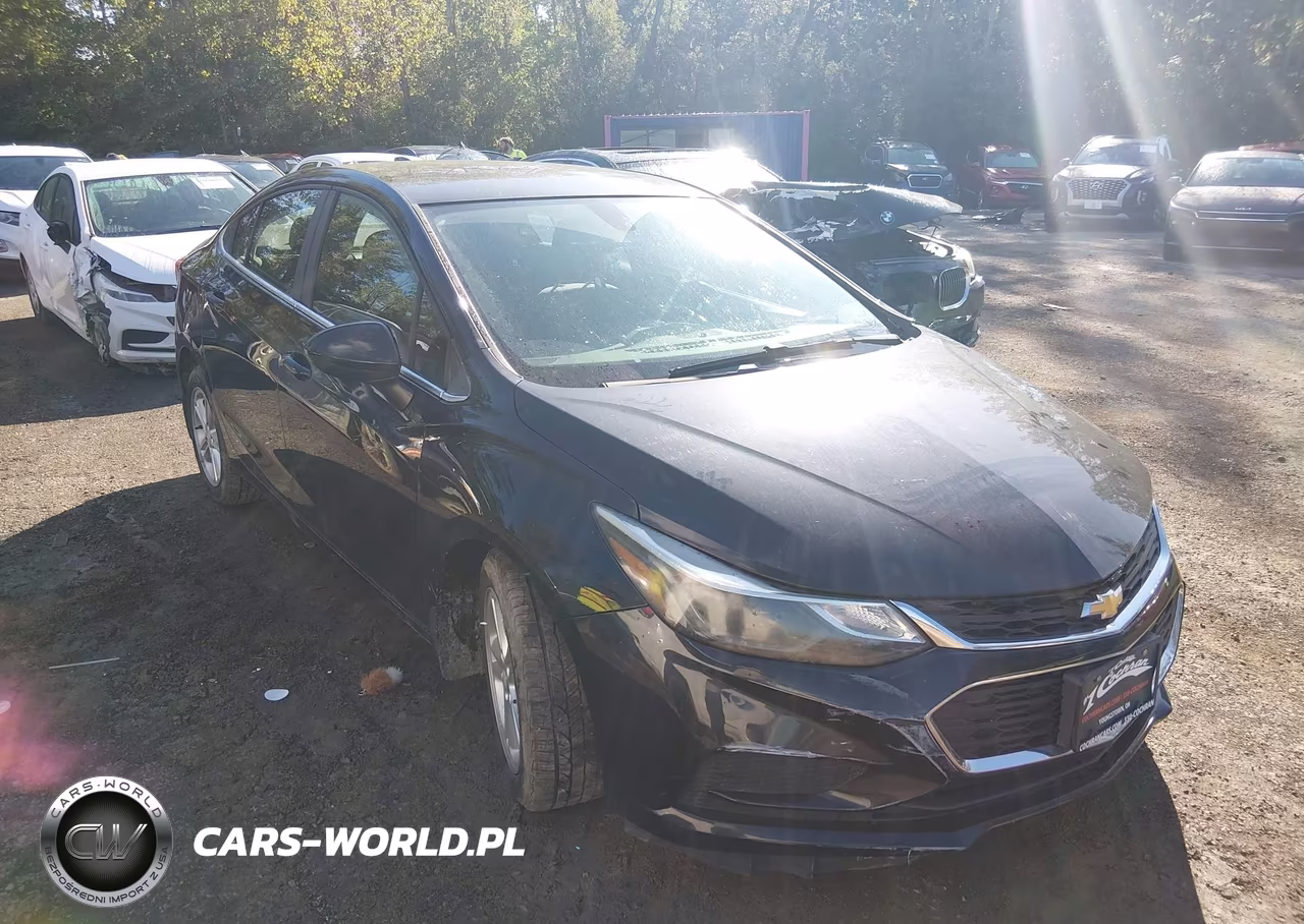 2017 Chevrolet Cruze Lt Auto – zdjęcie 1 z 16
