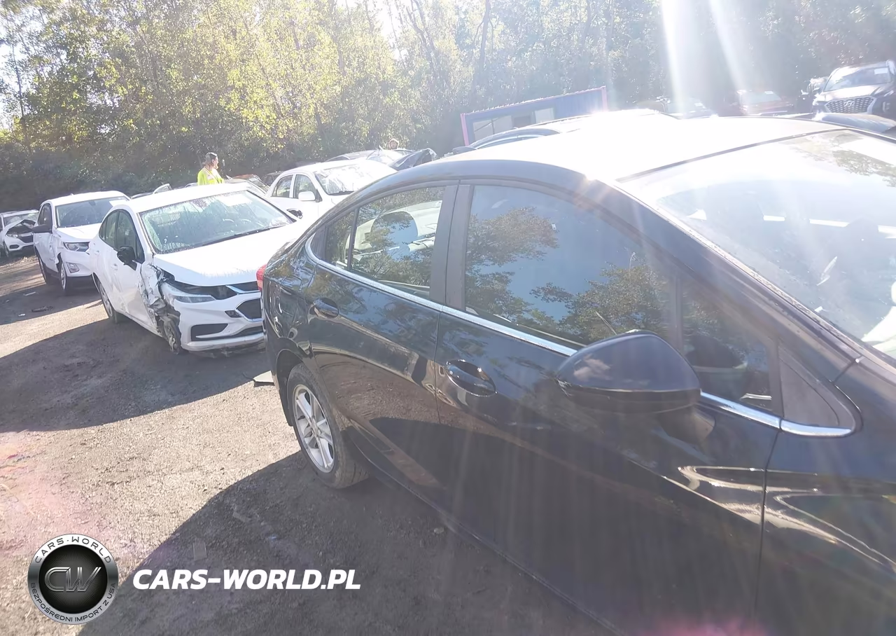 2017 Chevrolet Cruze Lt Auto VIN:1G1BE5SM2H7236023 - 13