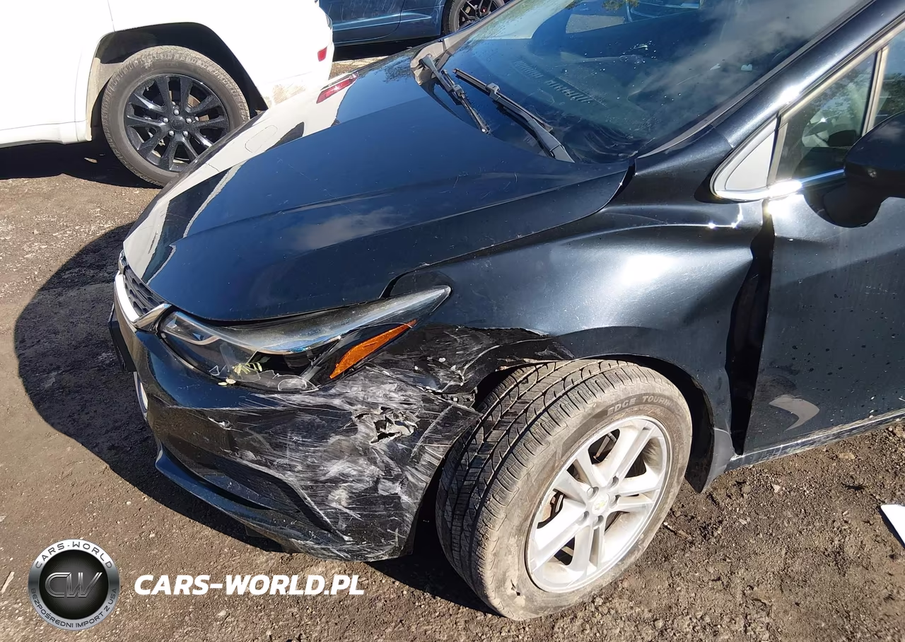 2017 Chevrolet Cruze Lt Auto VIN:1G1BE5SM2H7236023 - 6