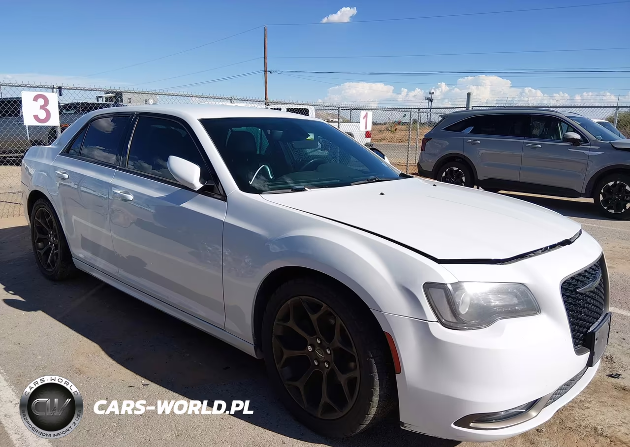 2016 Chrysler 300 300S Alloy Edition VIN:2C3CCABG6GH320793 - 6