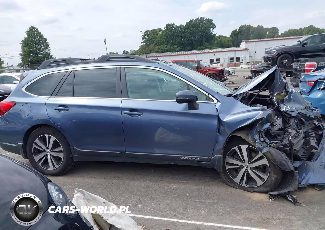 2018 Subaru Outback 2.5I Limited VIN:4S4BSANC6J3321242 - 12