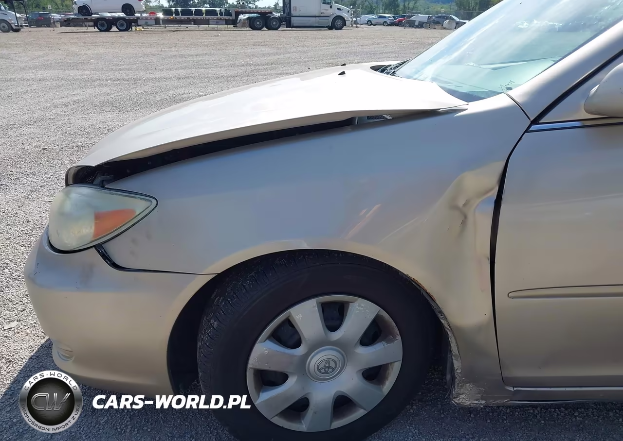 2003 Toyota Camry Le VIN:4T1BE32K73U785734 - 18