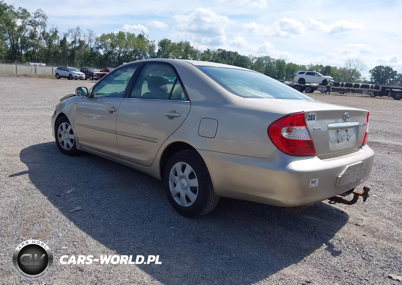 2003 Toyota Camry Le VIN:4T1BE32K73U785734 - 3