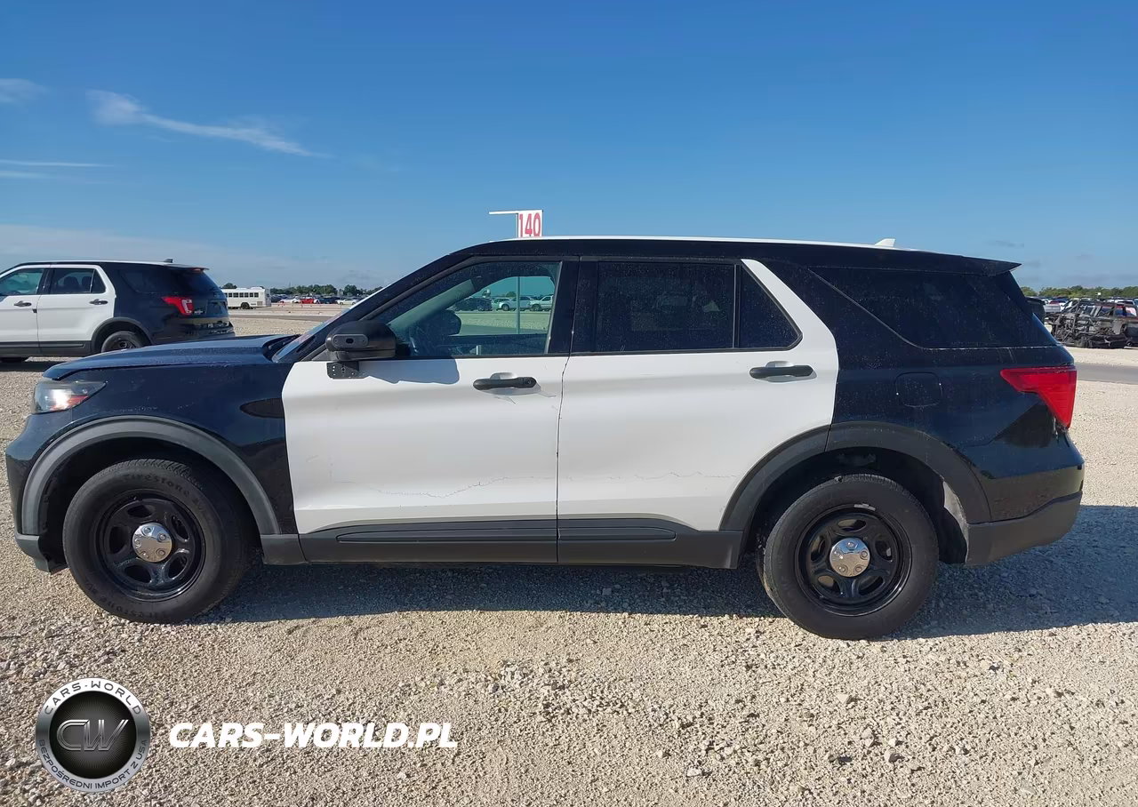 2020 Ford Police Interceptor Utility VIN:1FM5K8AW9LGC13814 - 14