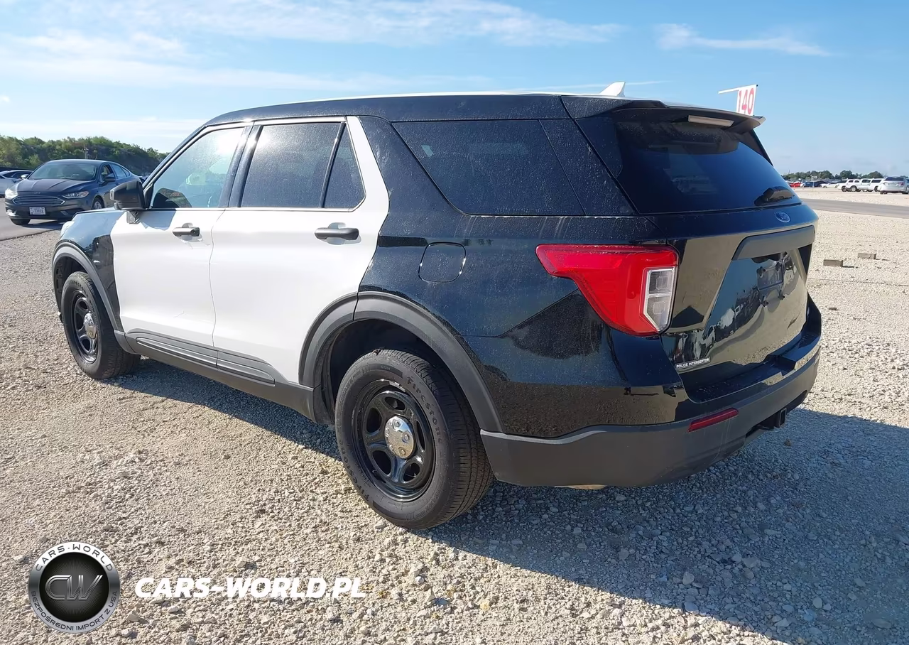 2020 Ford Police Interceptor Utility VIN:1FM5K8AW9LGC13814 - 3